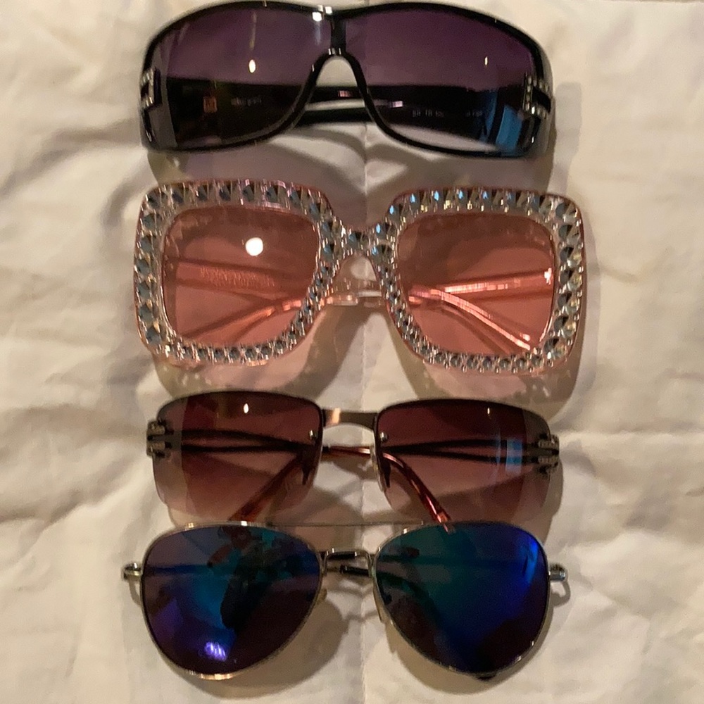 4 Bundle Sunglasses 🕶